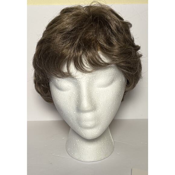 Vintage Henry Margu Wig Synthetic Petite Cap 4733 Pamela in 38R - Picture 1 of 15